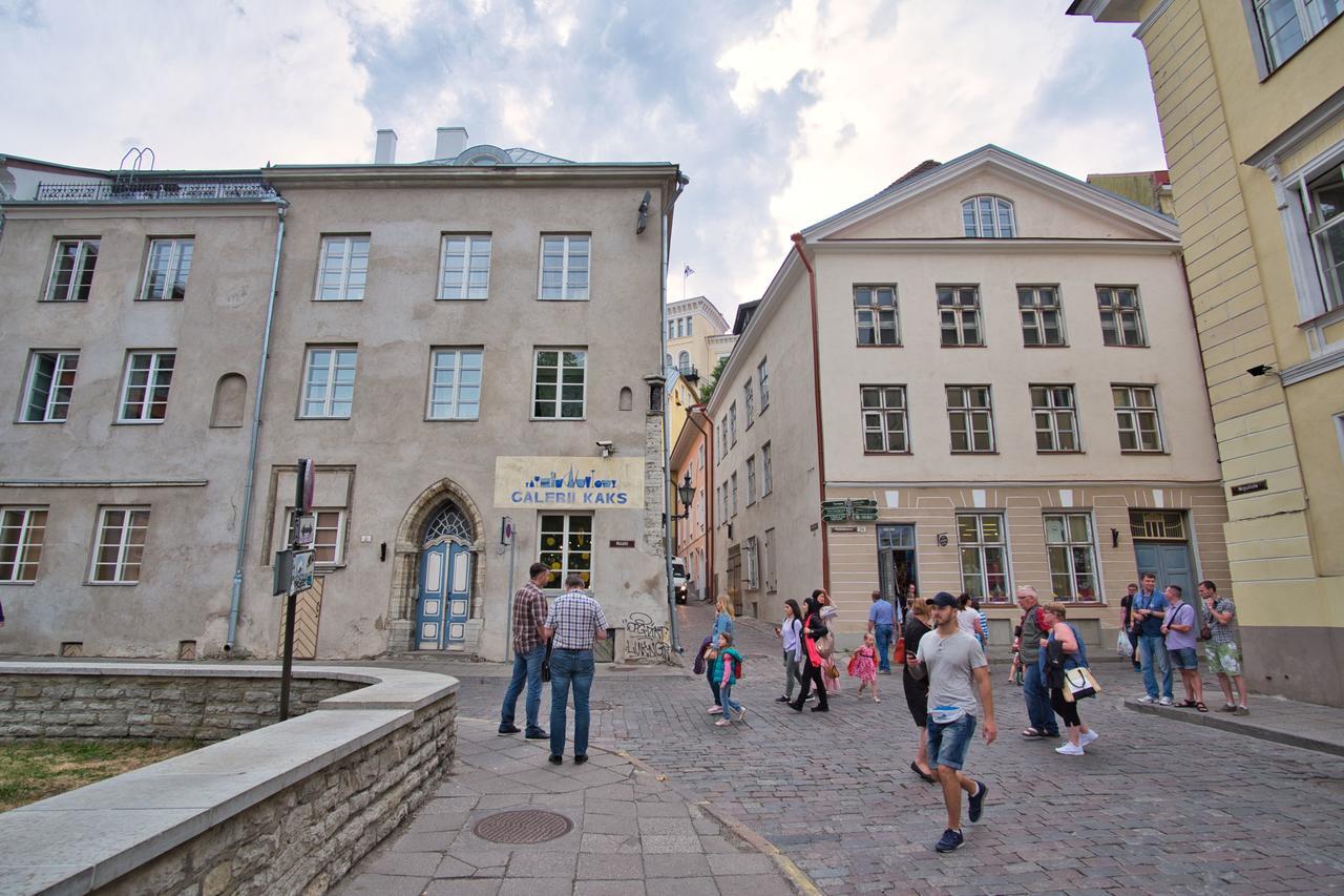 Dream Stay - Old Town Church View Apartment With Sauna タリン エクステリア 写真