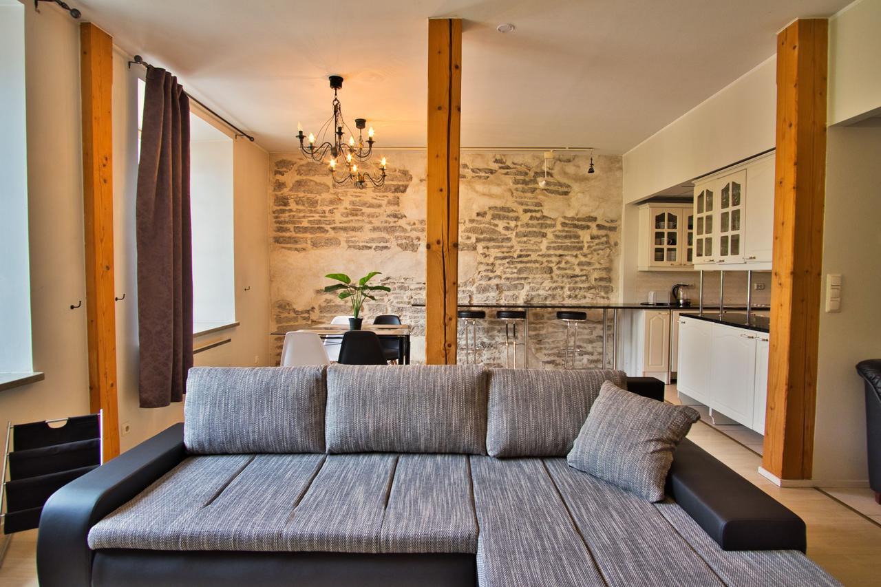 Dream Stay - Old Town Church View Apartment With Sauna タリン エクステリア 写真
