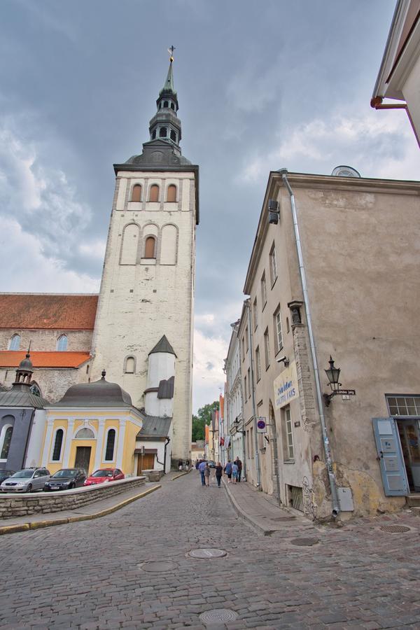 Dream Stay - Old Town Church View Apartment With Sauna タリン エクステリア 写真